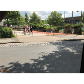 Stationary access barriers | for bolting on site | with top bar | hot-dip galvanized and white coatedwith red reflecting stripes | total width: 2500 mm